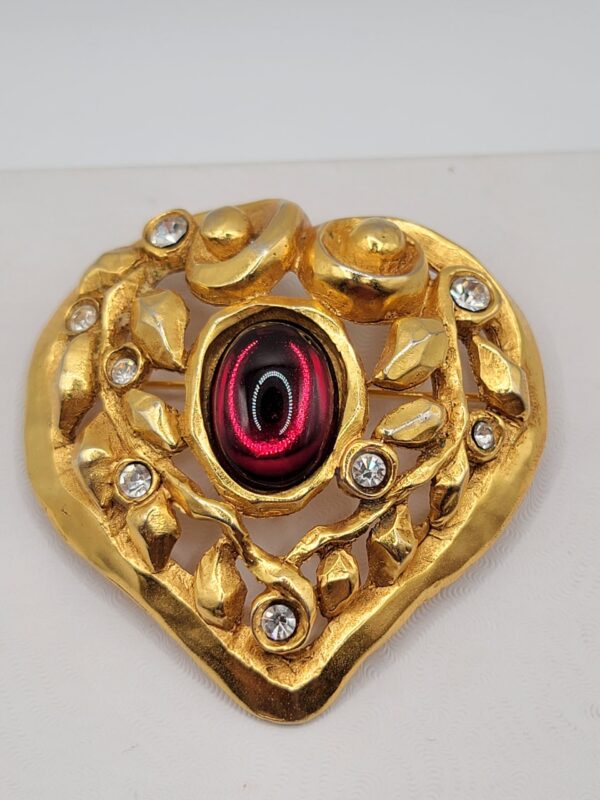 BRO-00005 (5) Christian Lacroix Noël 91 Heart Brooch Red Glass