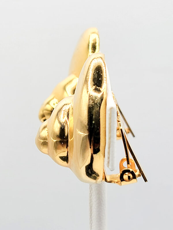 EAR-00007 (4) Attributed Kenneth Jay Lane Gold-Tone Spiral Dome Clip Earrings