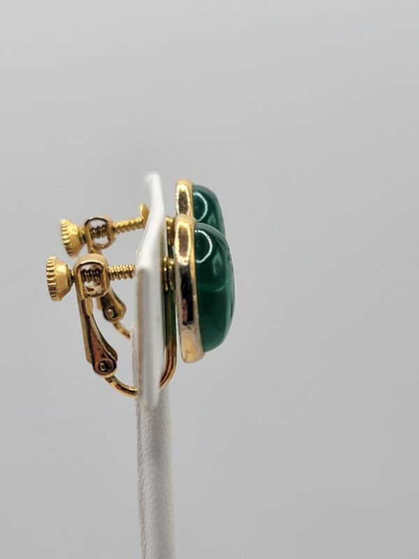 EAR-00024 (5) Green Intaglio-Style Gold-Tone Screw-Back Earrings