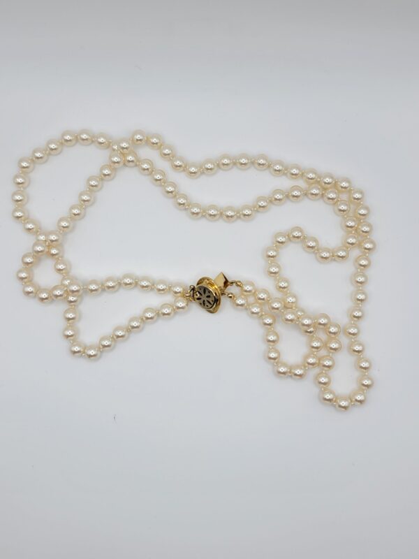 NEC-00006 (12) Vintage Double Strand Faux Pearl Necklace Gold Clasp 23 Inch