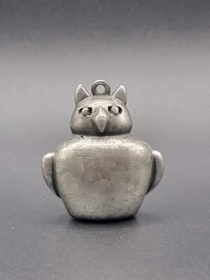 PEN-00006 (8) JPD Silver-Tone Sculptural Owl Pendant