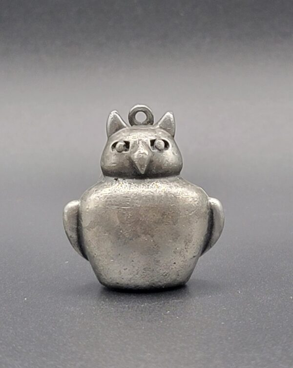 PEN-00006 (8) JPD Silver-Tone Sculptural Owl Pendant