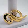 BRO-00040 (9) Vintage Tora Gold Tone Abstract Swirl Brooch