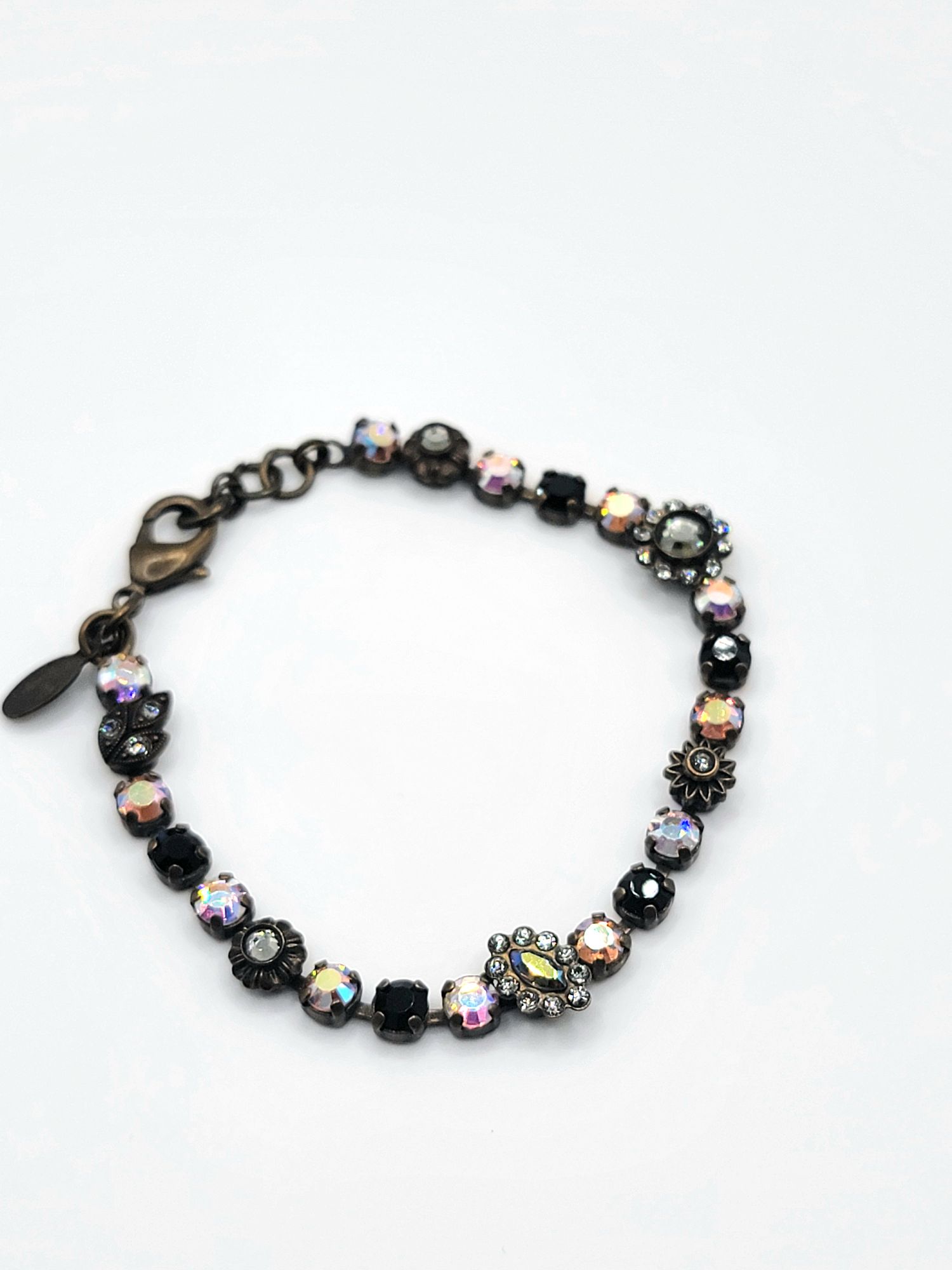 Sorrelli Black and Iridescent Ornate Link Bracelet