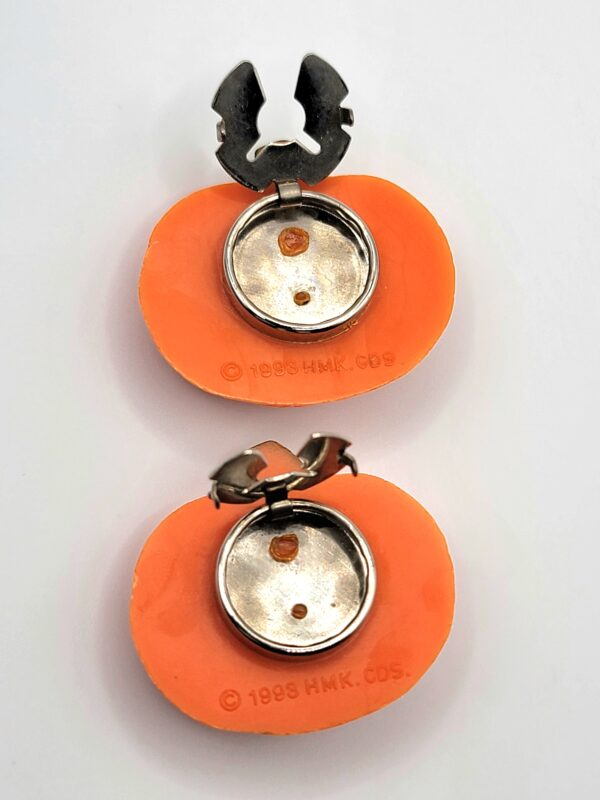 VTG '93 Hallmark HMK CDS Smiling Pumpkin Jack-O'-Lantern Metal Button Clips Pair