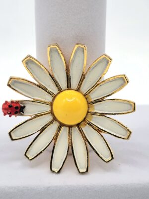 Vintage Signed 1960 Weiss Enamel White Daisy & Ladybug Flower Brooch